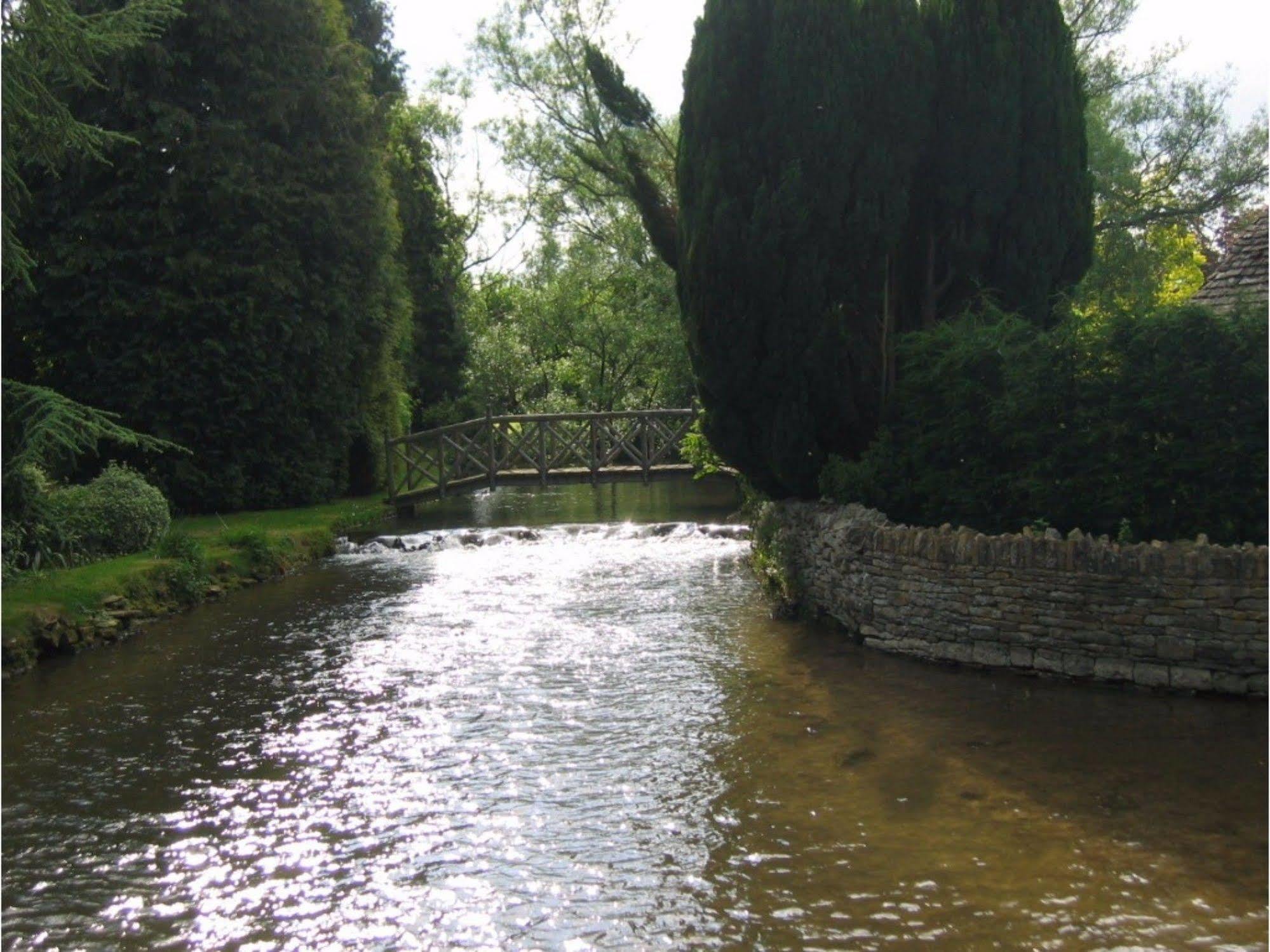 The Mousetrap Inn Bourton-on-the-Water Exterior foto